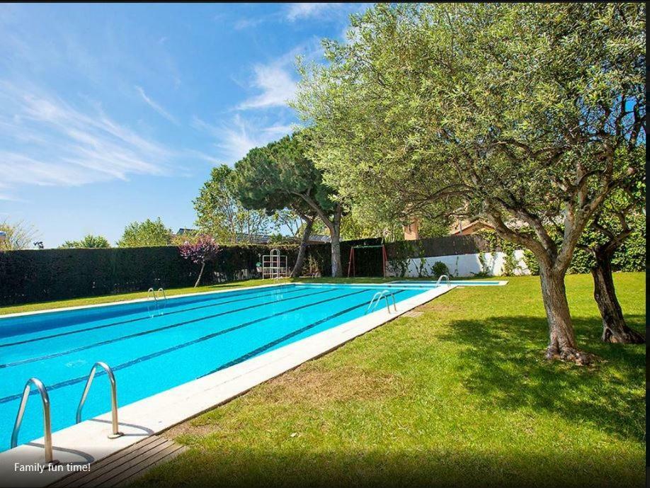 The Hollidays Apartment Calella Exterior foto